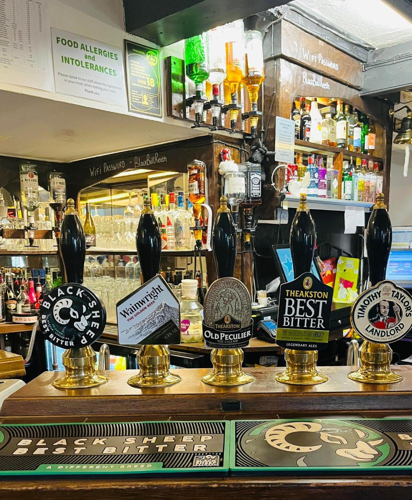 Black Bull Hotel Reeth Kültér fotó